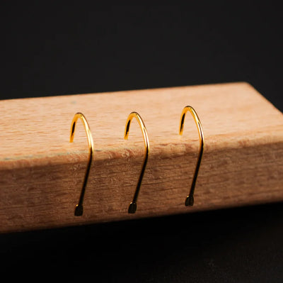 30 Pcs Horned Goldfish Hooks