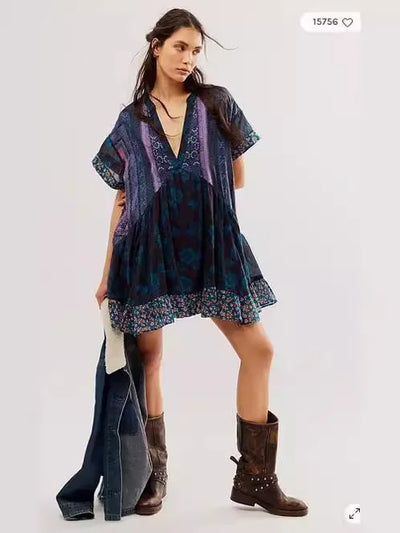 2025 Summer New Fashion Boho Women's Dress Retro Color Print V Neck Short Sleeve Pleated Floating Hem Loose Dress Beach Party