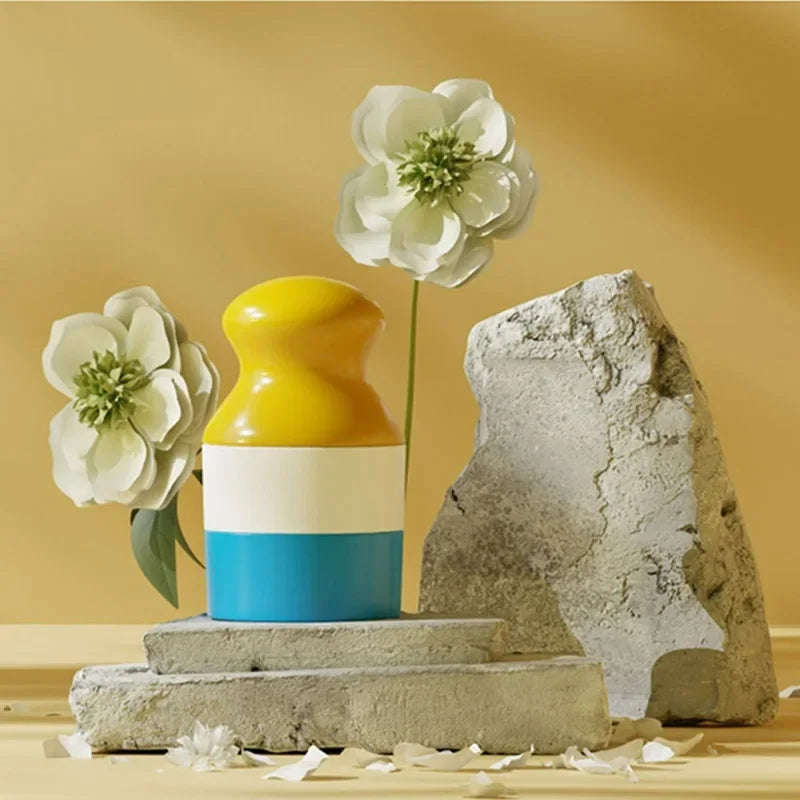 100ml Refillable Sunscreen Roll-on Applicator Portable Travel Dispenser Bottle Sunscreen Lotion Applicator Home Travel Storage