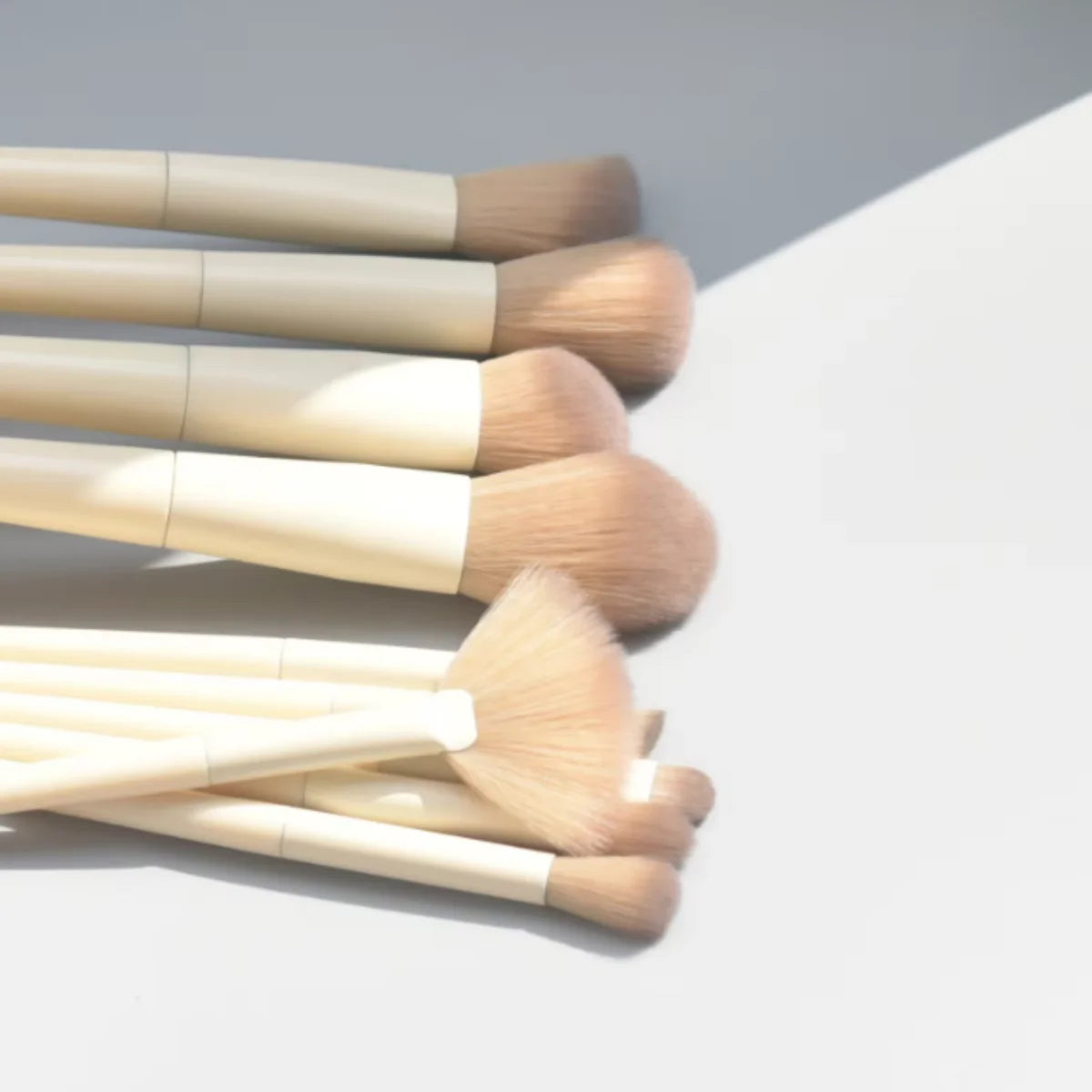 Soft Fluffy Makeup Brushes Set