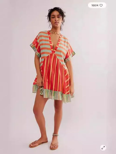 2025 Summer New Fashion Boho Women's Dress Retro Color Print V Neck Short Sleeve Pleated Floating Hem Loose Dress Beach Party