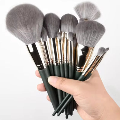 Soft Fluffy Makeup Brushes Set