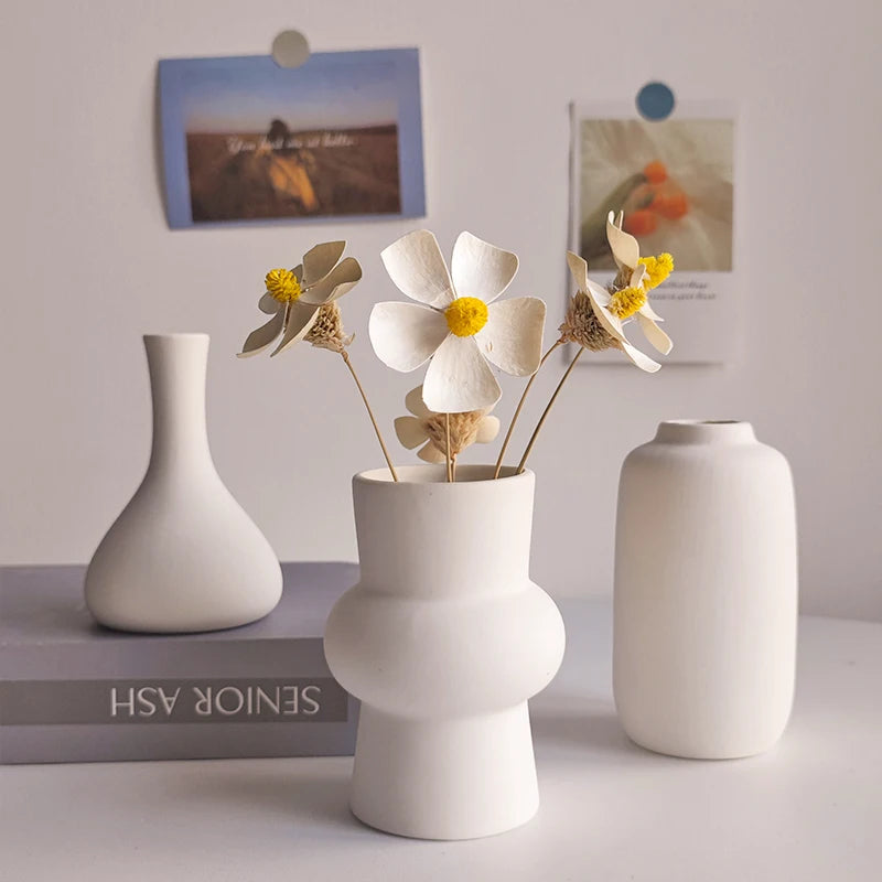 Nordic White Flower Vase