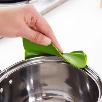 Anti-Spill Kitchen Funnel Spout